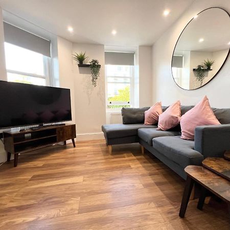 Lovely Apartment, One Minute From Bournemouth Beach And Town. Esterno foto